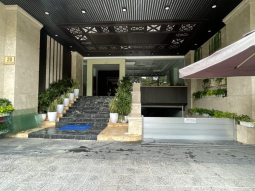 Cửa Chống Ngập Sử Dụng Tấm Panel