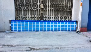 Thi công cửa chống ngập nước nhà Anh Thành - Đằng Hải - Hải An