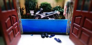Thi công cửa chống ngập nước nhà chị Nguyễn Hồng Nhung - Cát Bi - Hải Phòng