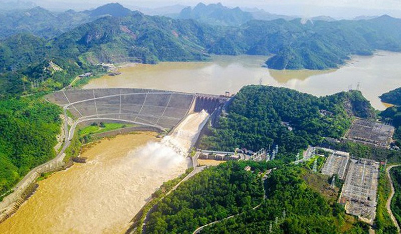 Cửa chống ngập Hòa Bình có thể ngăn nước tuyệt đối